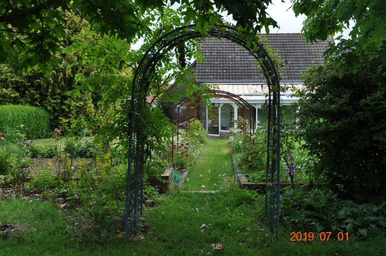 Ma Maison Bleue Saint-Brice-sous-Ranes Exterior foto